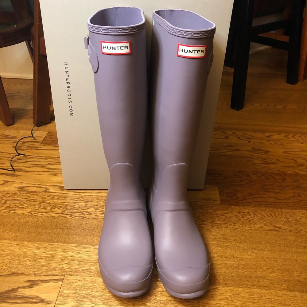 Brand new Tall Hunter Boots in Thundercloud